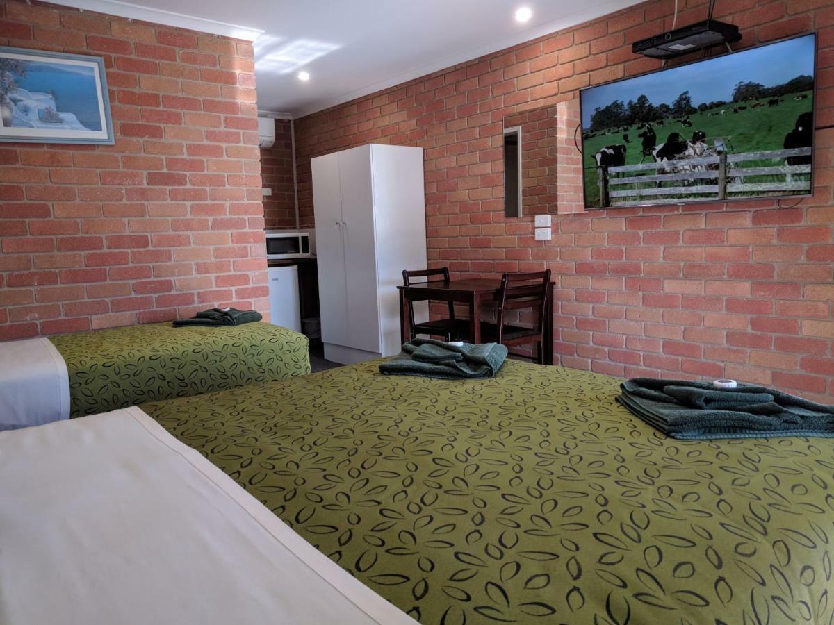 Travellers Inn Kaniva エクステリア 写真